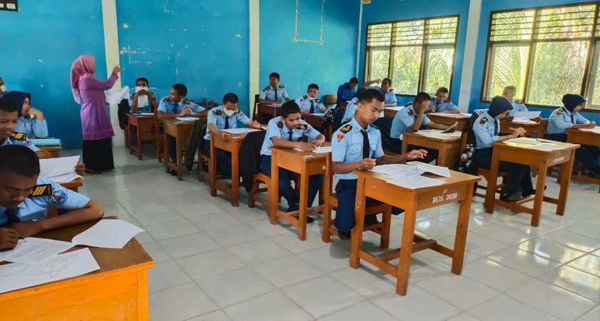 Kegiatan Ujian Sekolah bagi kelas XII Tahun Pelajaran 2021/2022